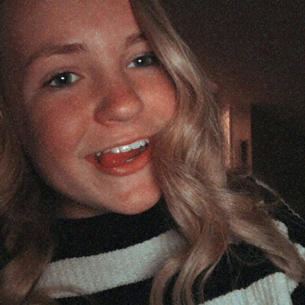 Meet your Posher, Samantha